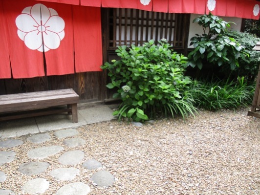 aji2010628