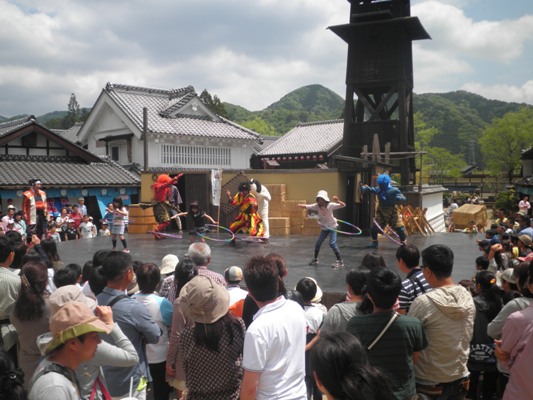 fura270504