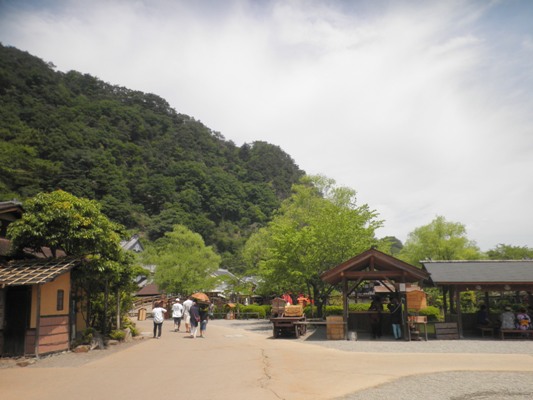 higasa280523