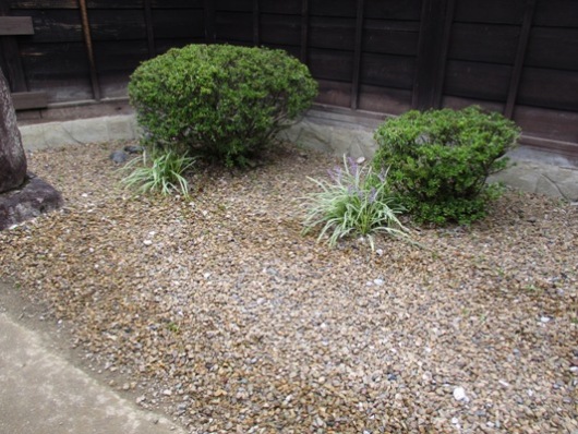 ko2011002