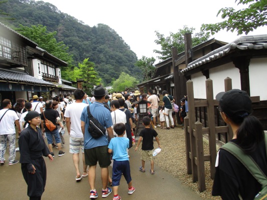 nigiwai2010811