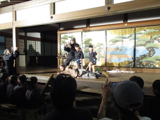 nin10300917