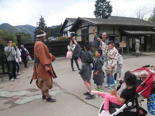 oka280423