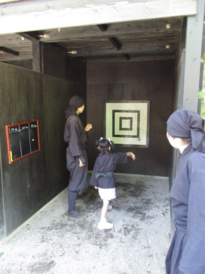 shu300603