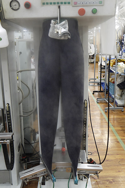 slacks_06